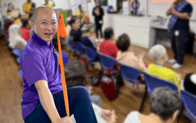 Turning Depression into Compassion: Warming Lives Through Service (走出婚宴典礼 走进社区角落)